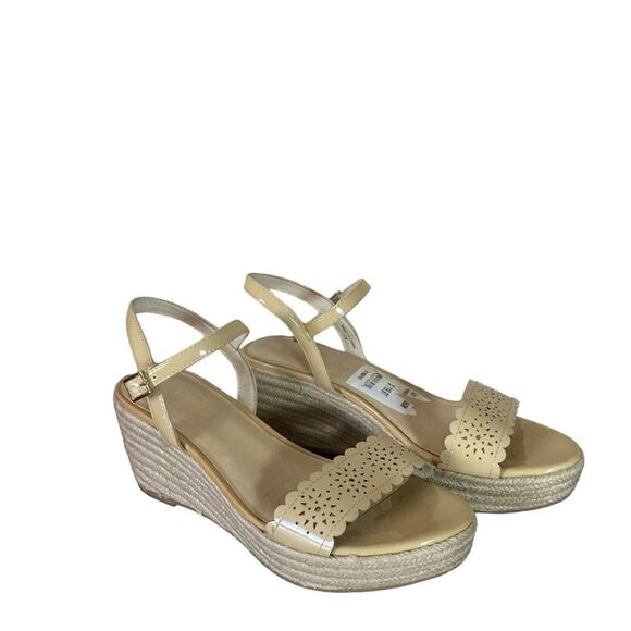 Kate Spade Beige Scalloped Wedge Sandals - Picture 1 of 10